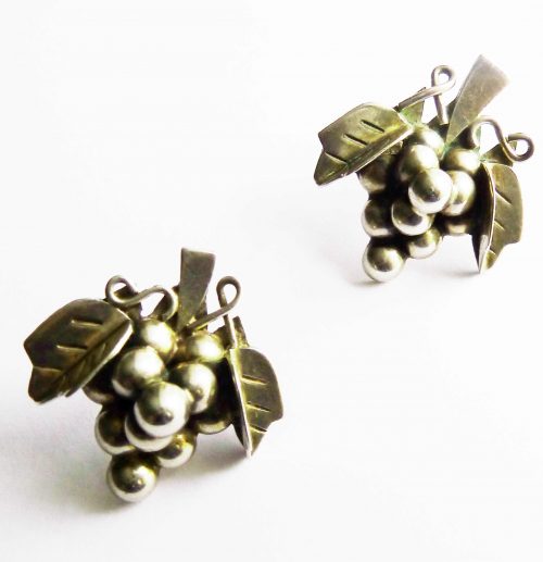 Mexican grapes earrings studs