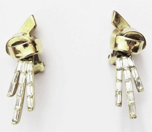 Trifari gilt diamante retro clips