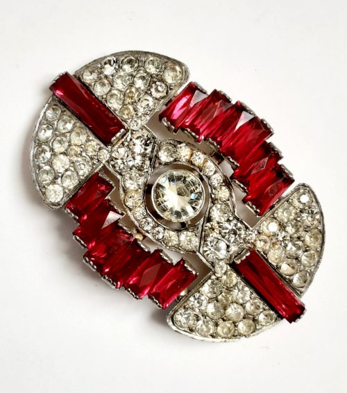 red baguettes buckle French Deco