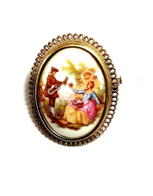 Limoges Fragonard courting couple brooch