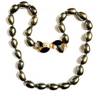 Money grey pearl necklace 1