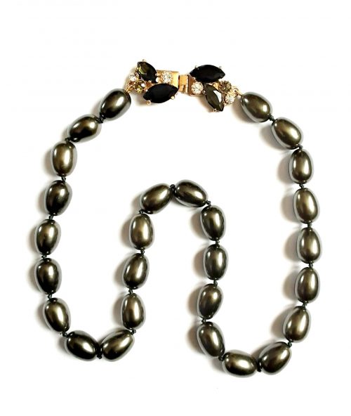 Money grey pearl necklace 2