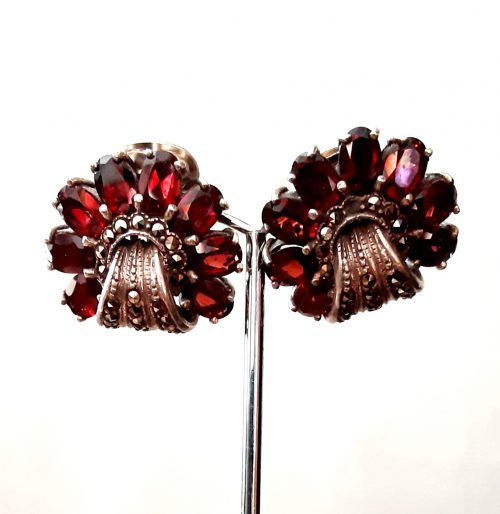 red stones marcasite clip earrings