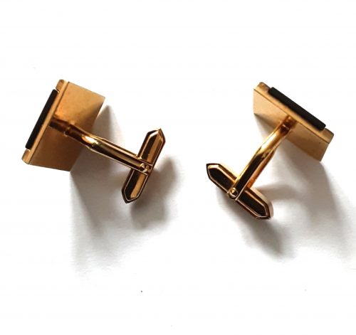 MOP gilt cuff links back