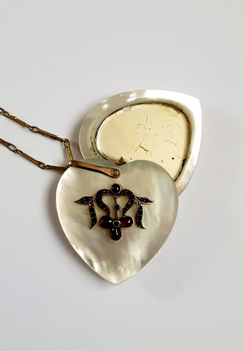 MOP heart pendant