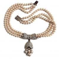 pearl diamante necklace hanging piece